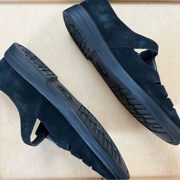 mephisto black nubuck fisherman sandals - Picture 2 of 10